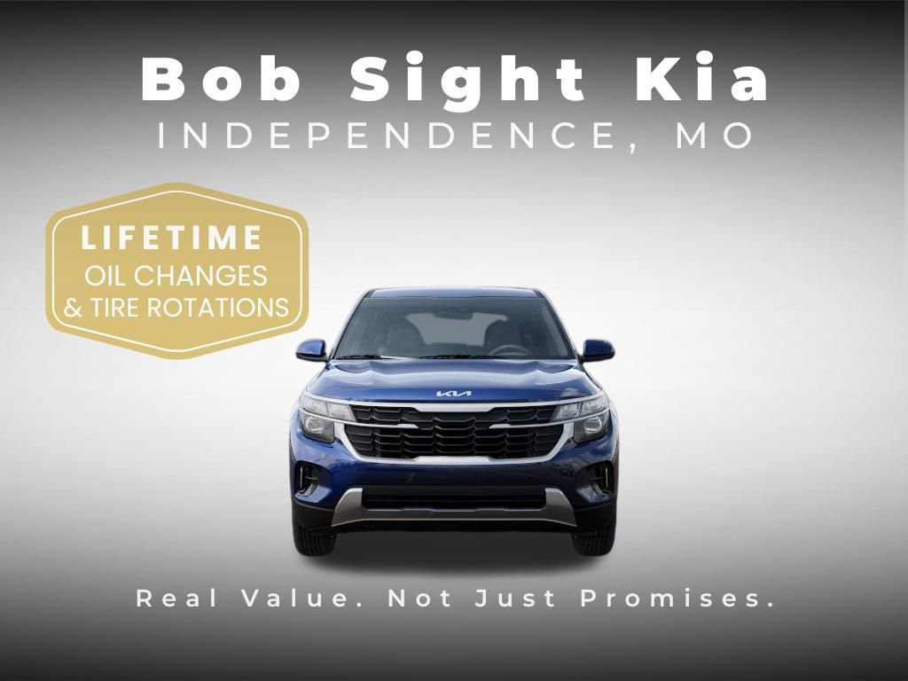 New 2026 Kia Seltos LX FWD image 2