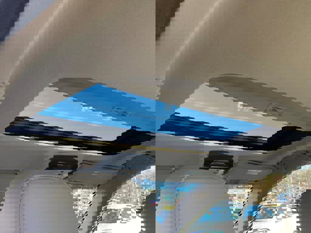 Used 2010 Acura TL SH-AWD image 21