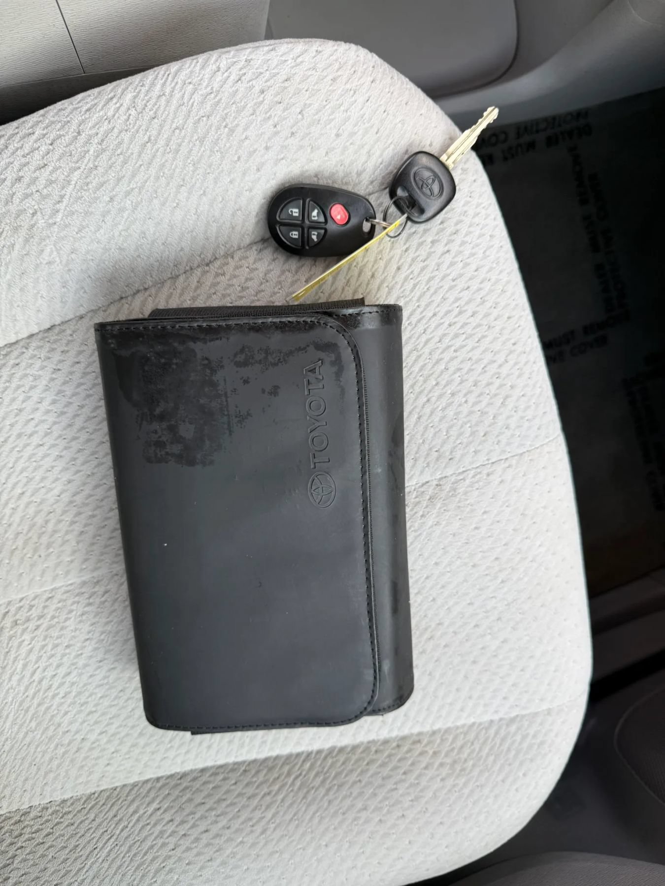 Used 2012 Toyota Sienna LE FWD image 34