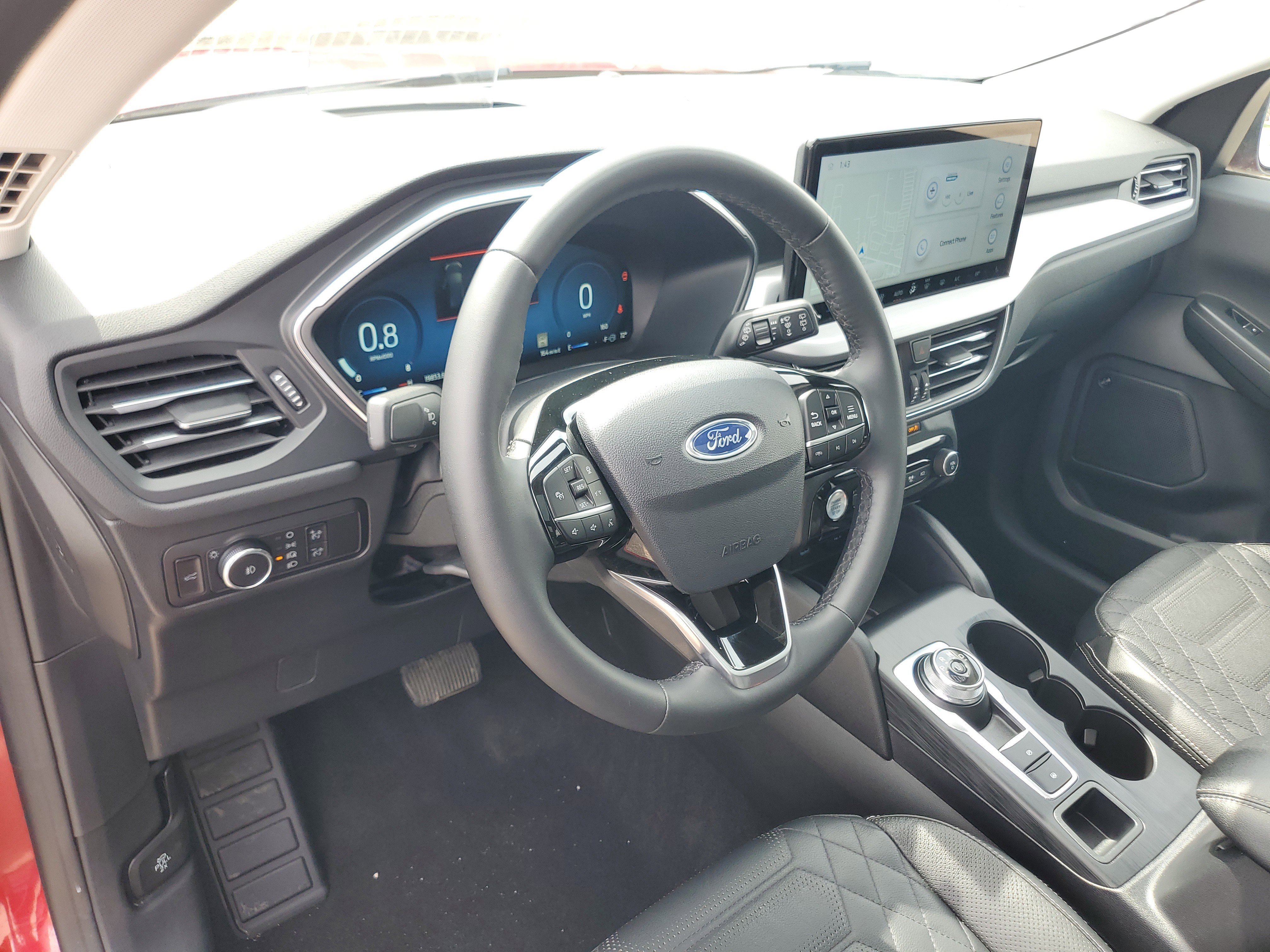 Used 2023 Ford Escape Platinum w/ Premium Technology Package AWD/4WD image 13