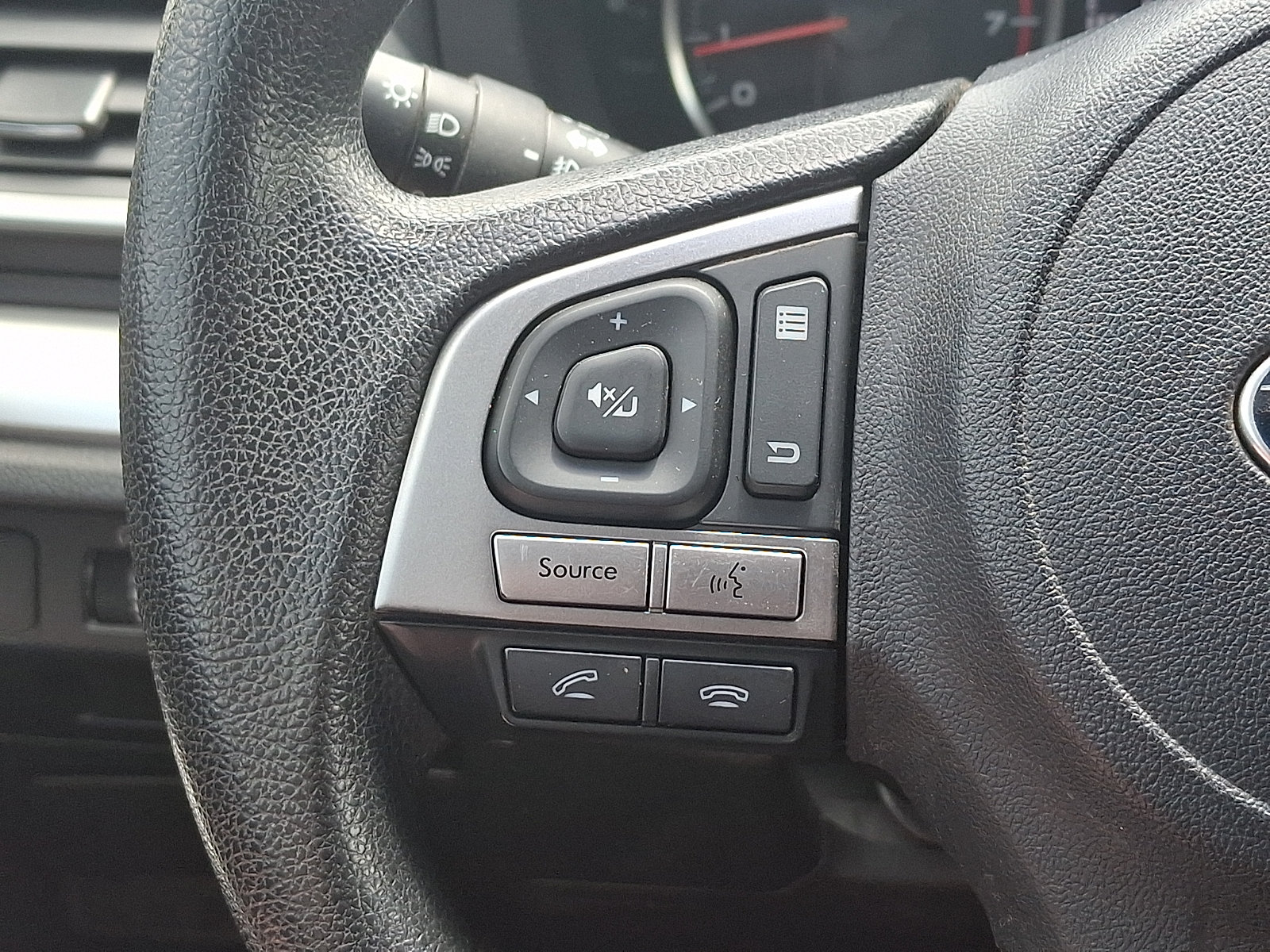 Used 2017 Subaru Crosstrek 2.0i AWD/4WD image 20