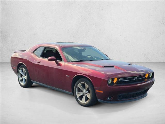 Used 2018 Dodge Challenger R/T RWD image 3