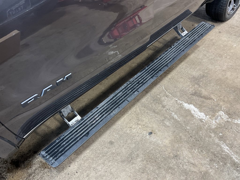 Used 2024 RAM 1500 Limited image 8