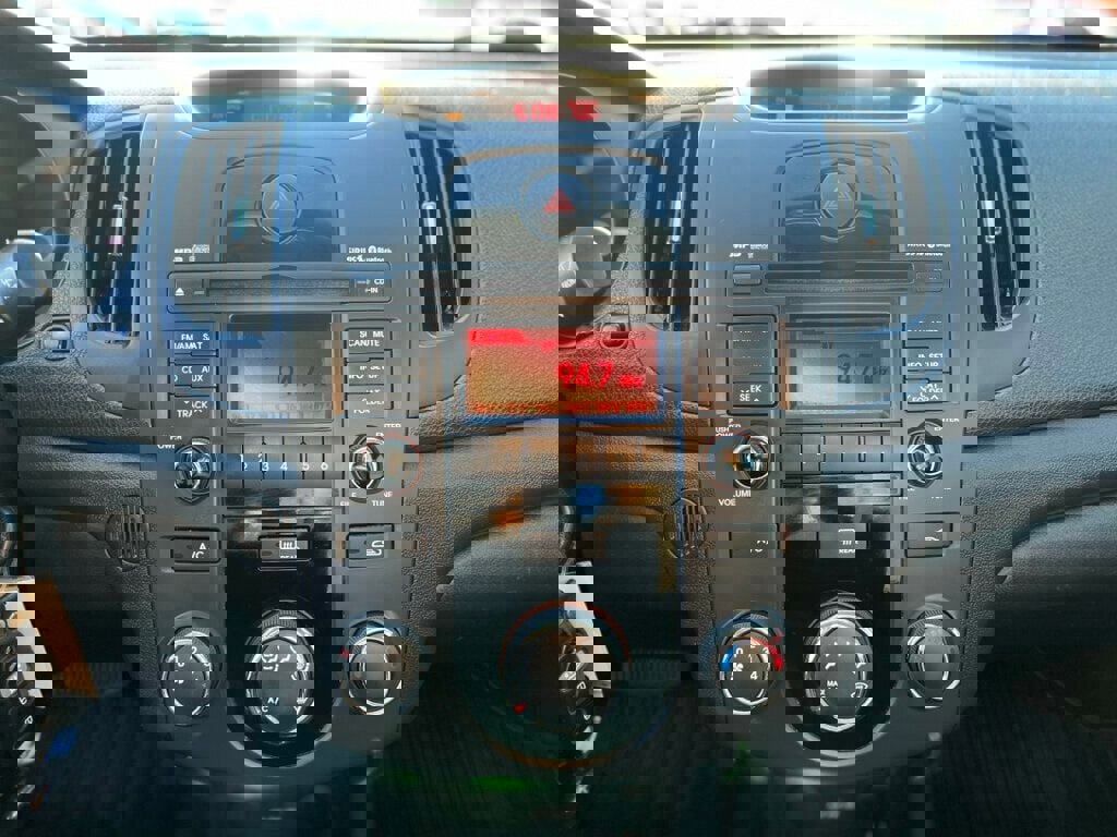 Used 2012 Kia Forte EX w/ Fuel Economy Pkg image 19