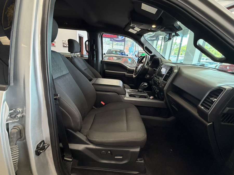 Used 2019 Ford F150 XLT w/ Equipment Group 302A Luxury AWD/4WD image 30
