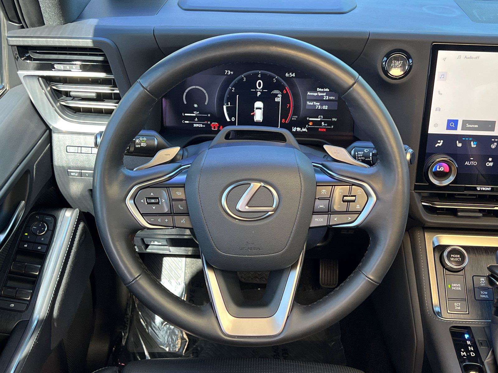 Certified 2025 Lexus GX 550 w/ Cold Area Package AWD/4WD image 24