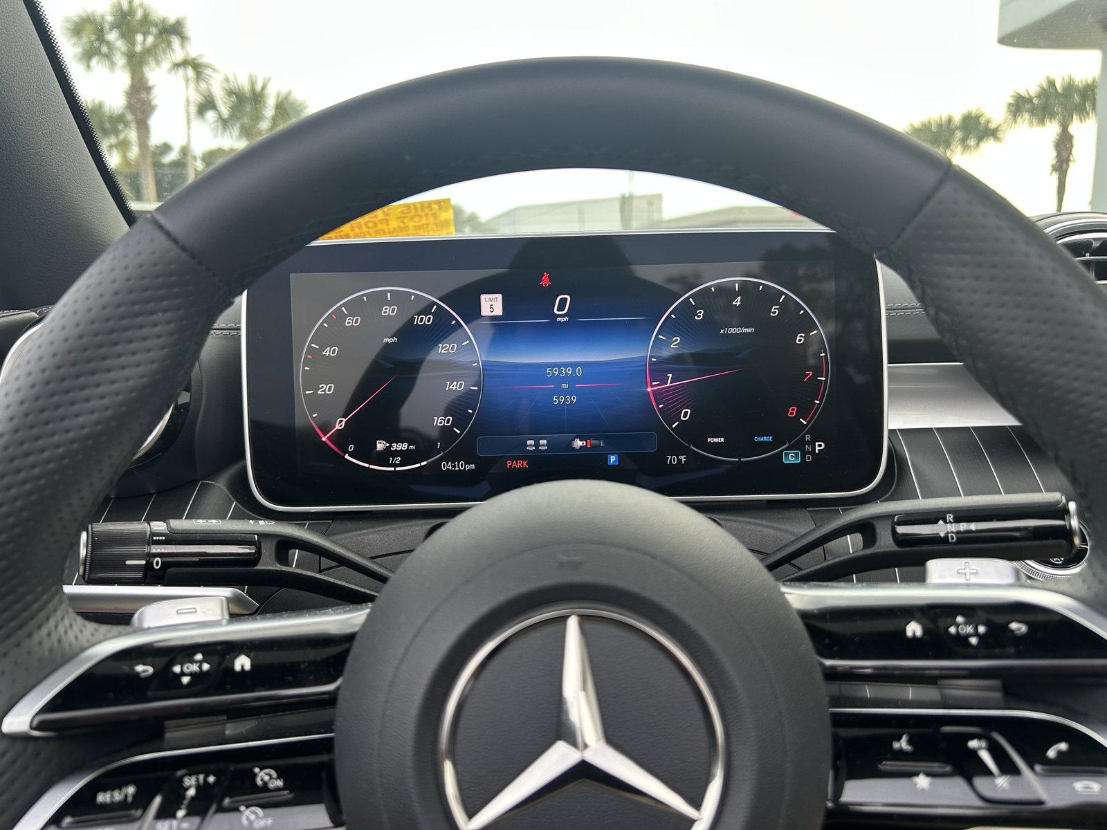 Used 2024 Mercedes-Benz CLE 300 4MATIC Cabriolet image 13