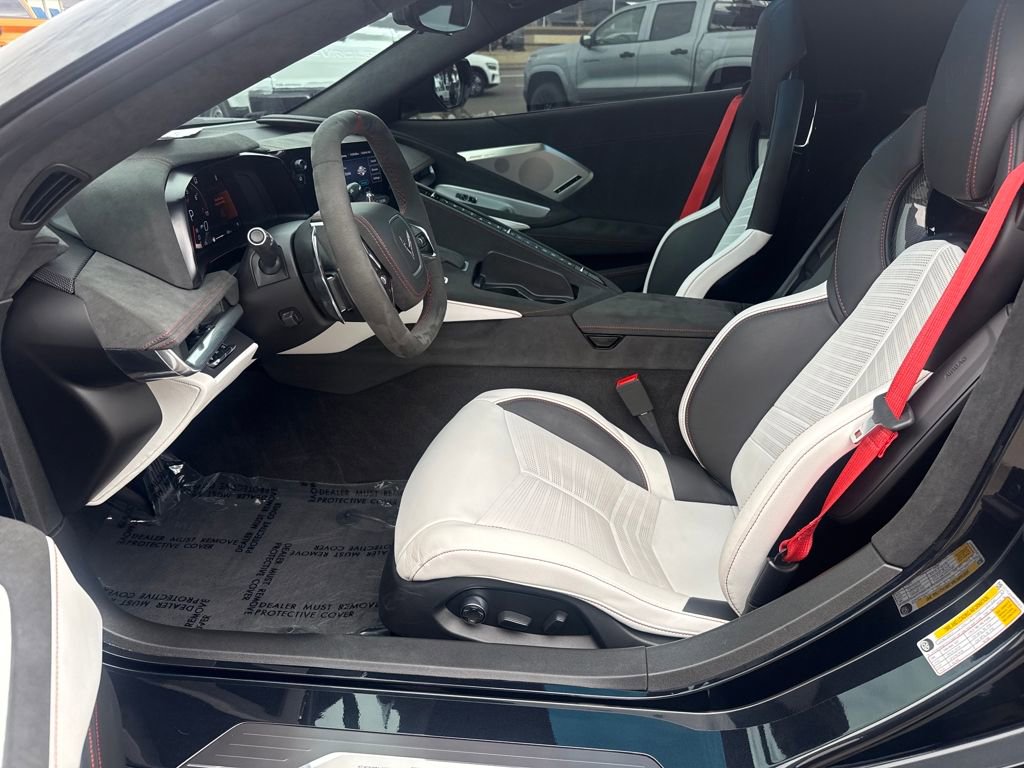 Used 2023 Chevrolet Corvette Stingray Premium Cpe image 9