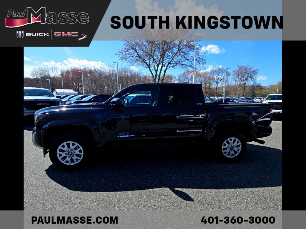 Used 2025 Toyota Tacoma SR5 AWD/4WD image 3