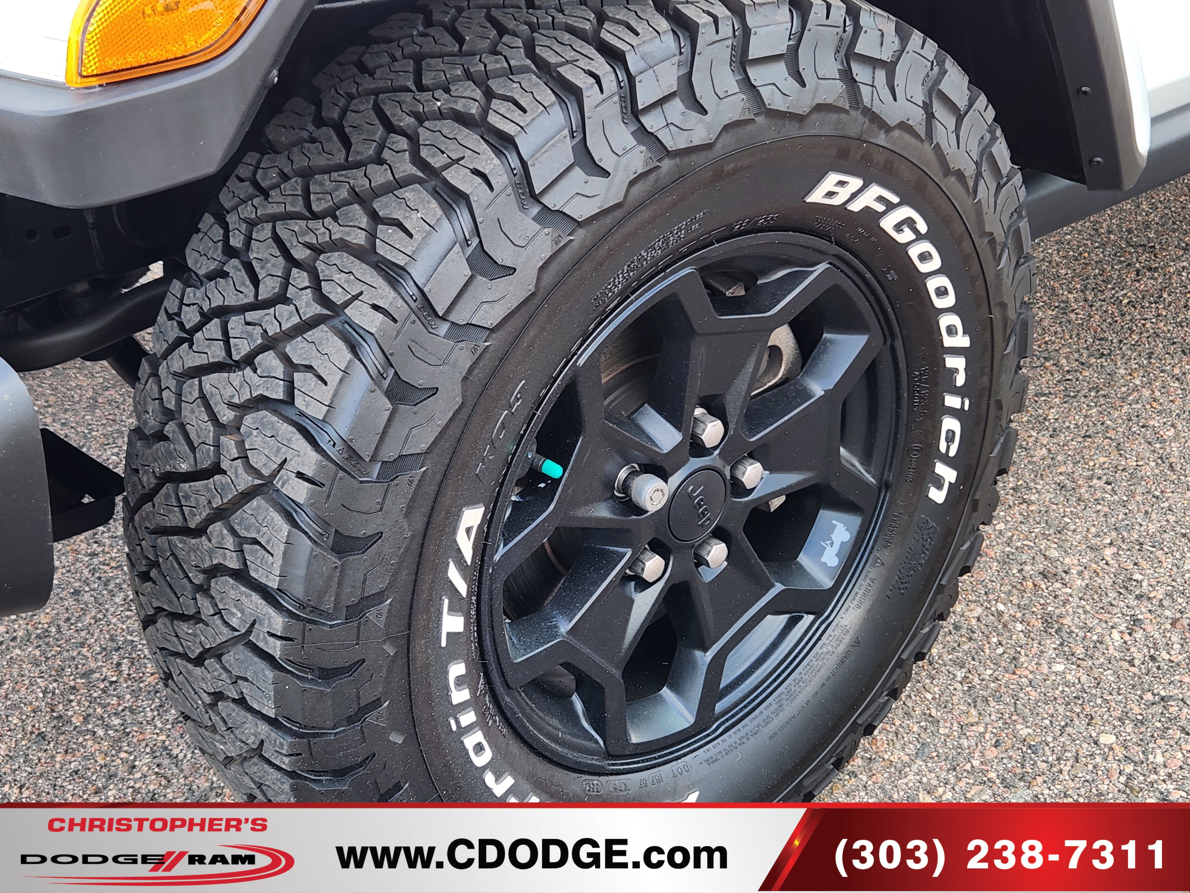 Used 2021 Jeep Gladiator Sport AWD/4WD image 24