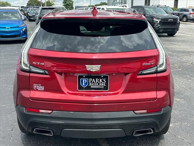 Certified 2020 Cadillac XT4 Sport w/ Enhanced Visibility Package AWD/4WD image 10