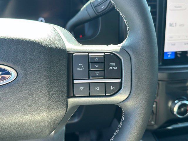 New 2026 Ford F250 Lariat w/ Black Appearance Package AWD/4WD image 10