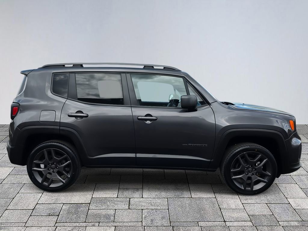 Used 2021 Jeep Renegade Latitude w/ Convenience Group image 8