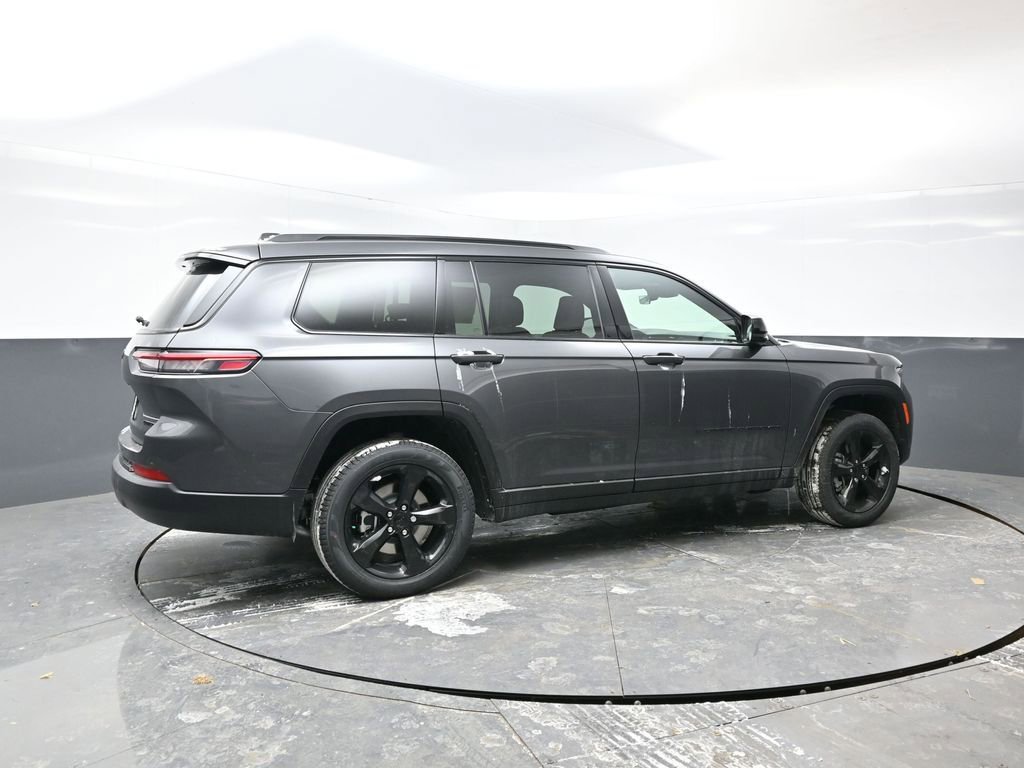 New 2025 Jeep Grand Cherokee L Limited w/ Black Appearance Package image 2