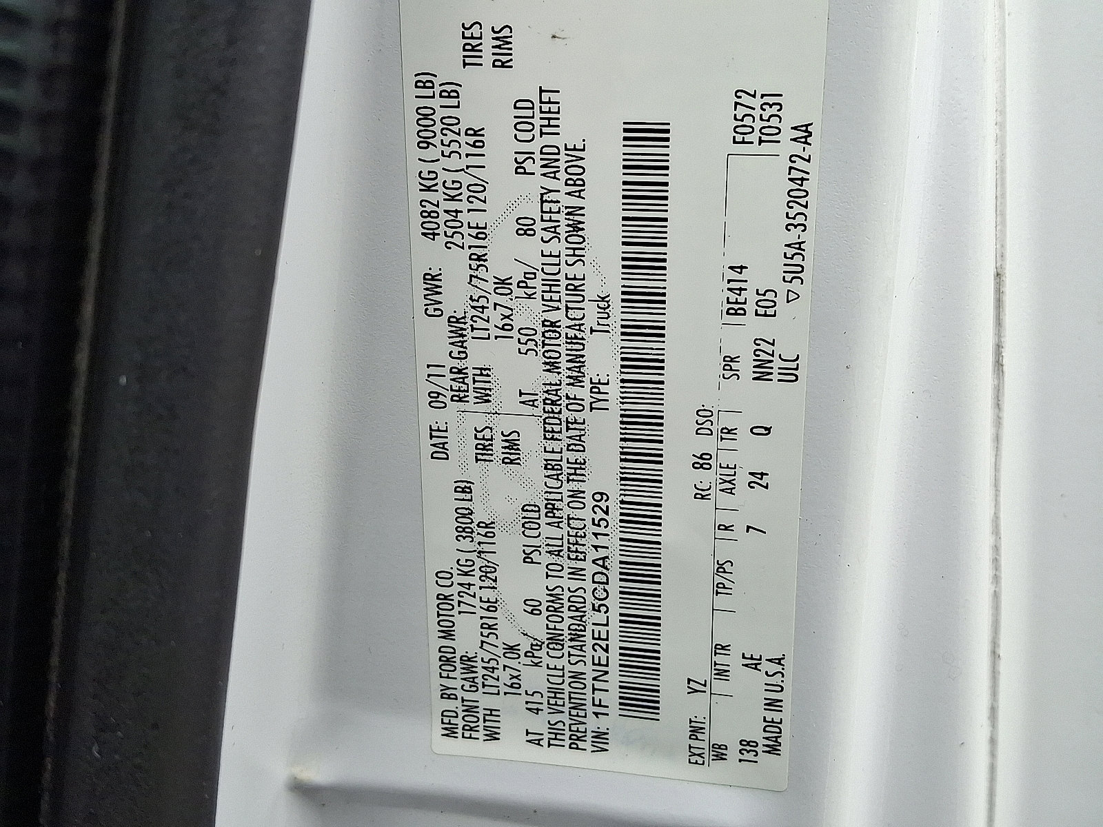 Used 2012 Ford E-250 and Econoline 250 w/ Commercial Cargo Van Pkg image 27