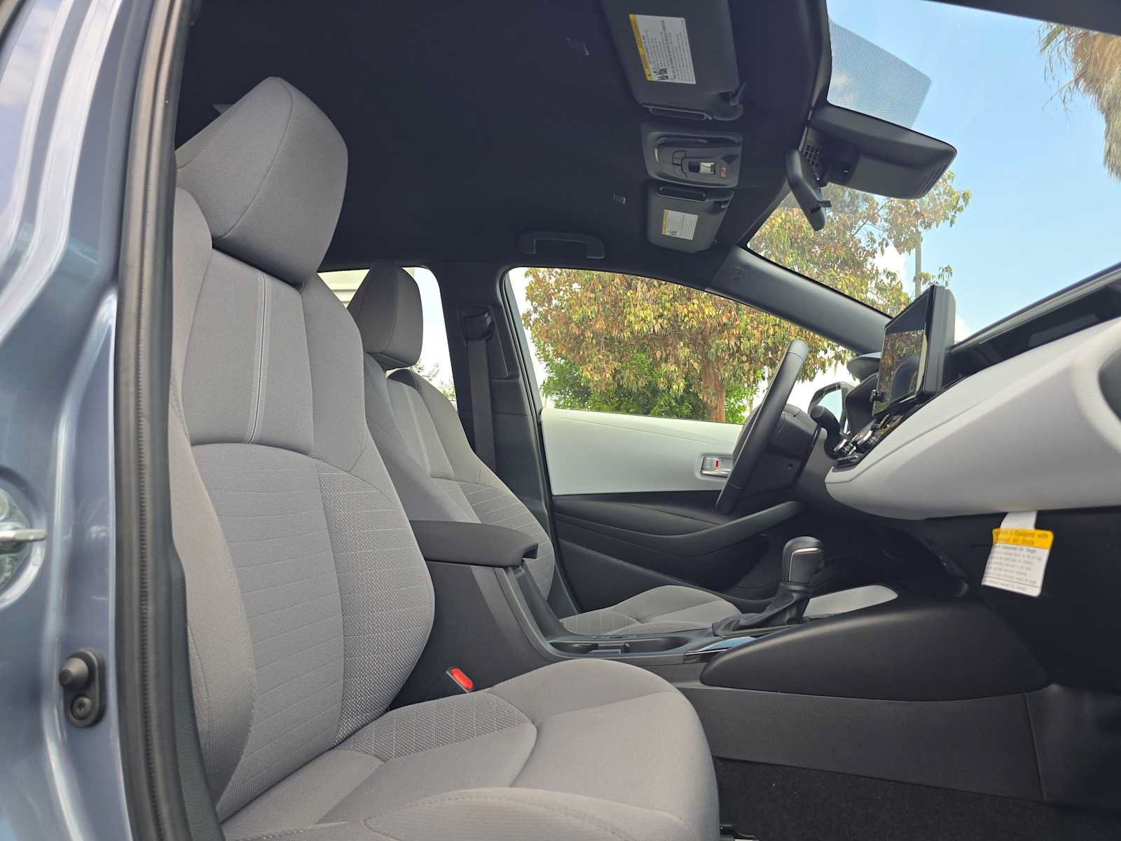 Certified 2026 Toyota Corolla SE w/ Carpet Mat Package (TMS) FWD image 10