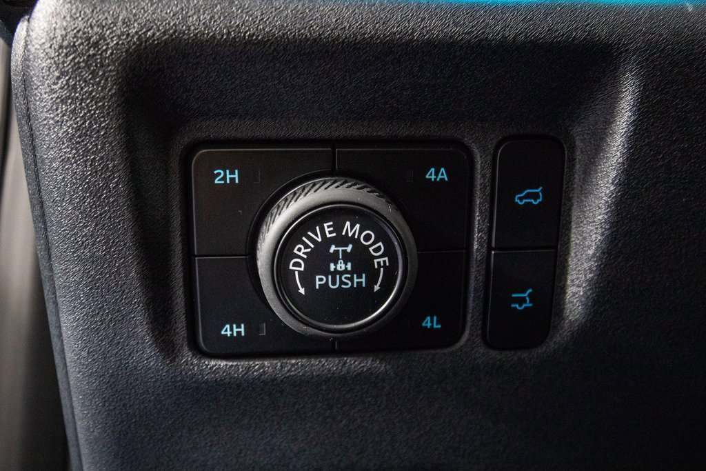 Used 2025 Ford Expedition Tremor image 27