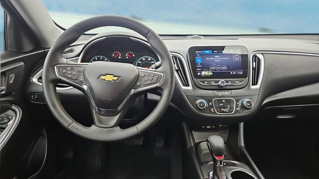 Used 2023 Chevrolet Malibu RS image 9