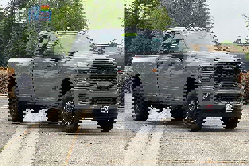 New 2026 RAM 3500 Big Horn image 2