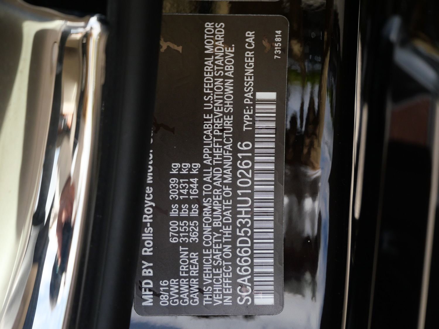 Used 2017 Rolls-Royce Dawn RWD image 37