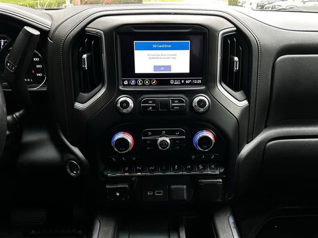 Used 2022 GMC Sierra 2500 AT4 w/ AT4 Preferred Package AWD/4WD image 17