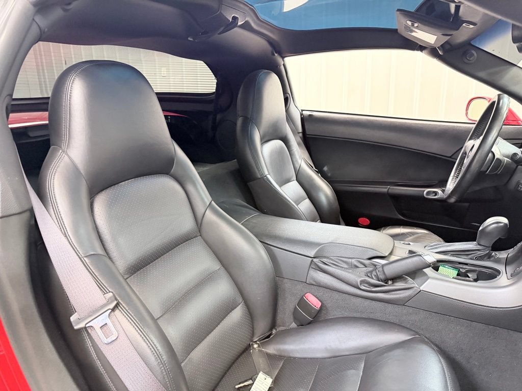 Used 2006 Chevrolet Corvette Coupe w/ Preferred Equipment Group RWD image 20