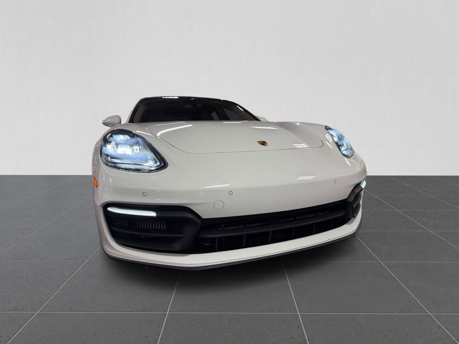Used 2021 Porsche Panamera 4S w/ Premium Package AWD/4WD image 44