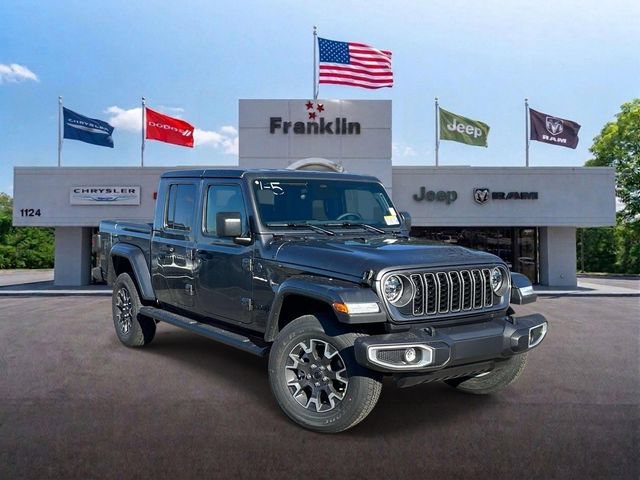 New 2026 Jeep Gladiator Mojave