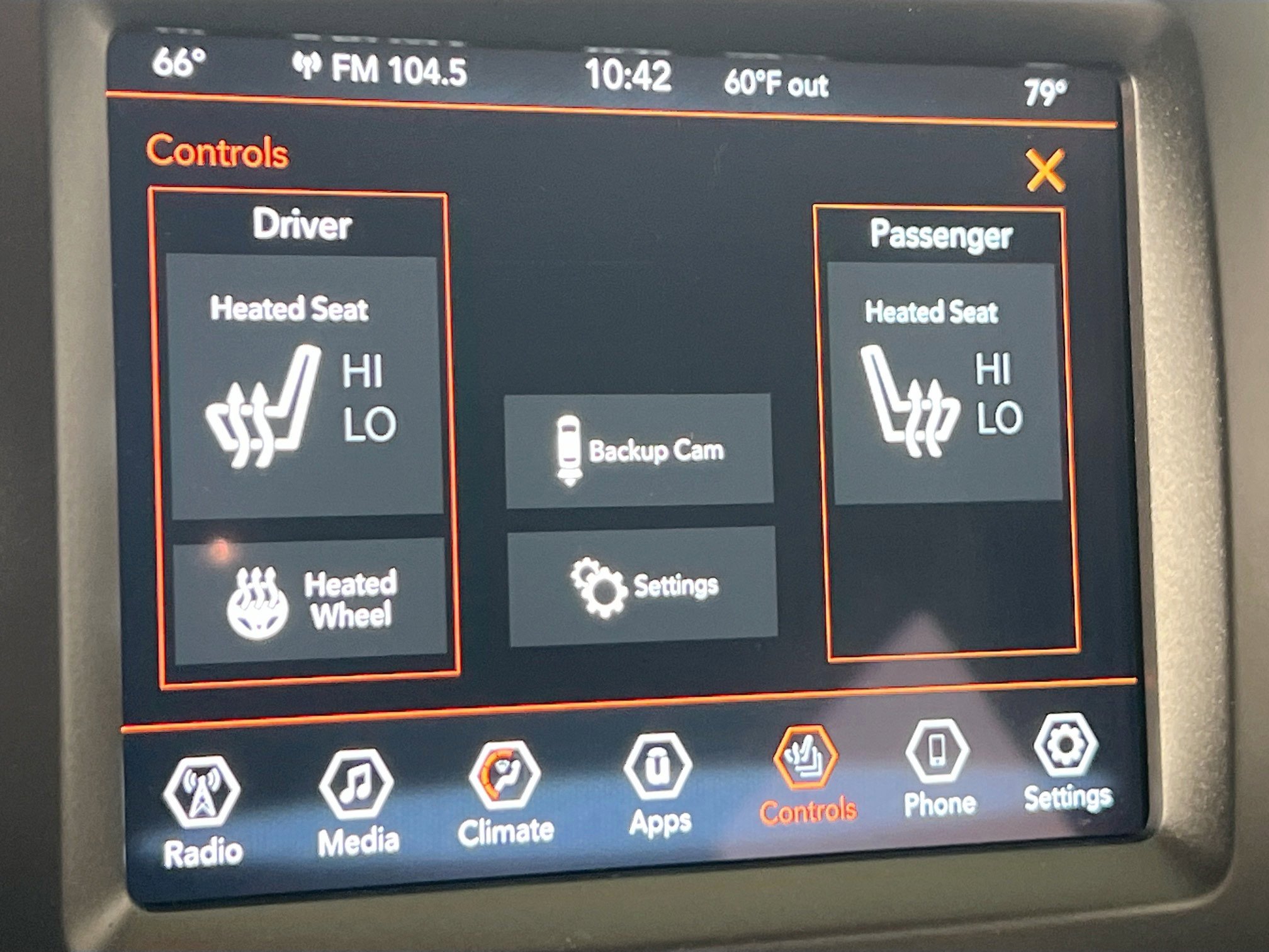 Used 2022 Jeep Cherokee Trailhawk image 19