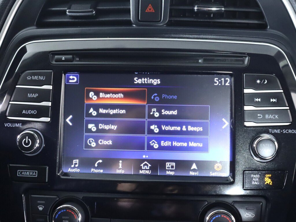 Used 2018 Nissan Maxima Platinum FWD image 21