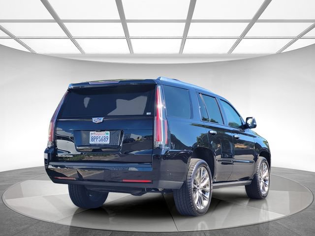 Used 2020 Cadillac Escalade Premium Luxury w/ Escalade Sport Edition AWD/4WD image 4
