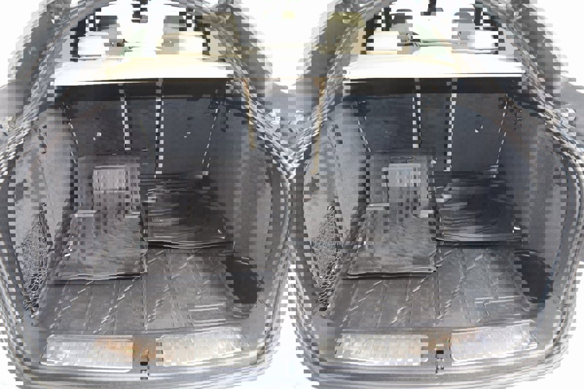 Used 2018 BMW X4 M40i image 49