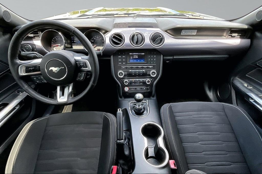 Used 2015 Ford Mustang GT RWD image 16