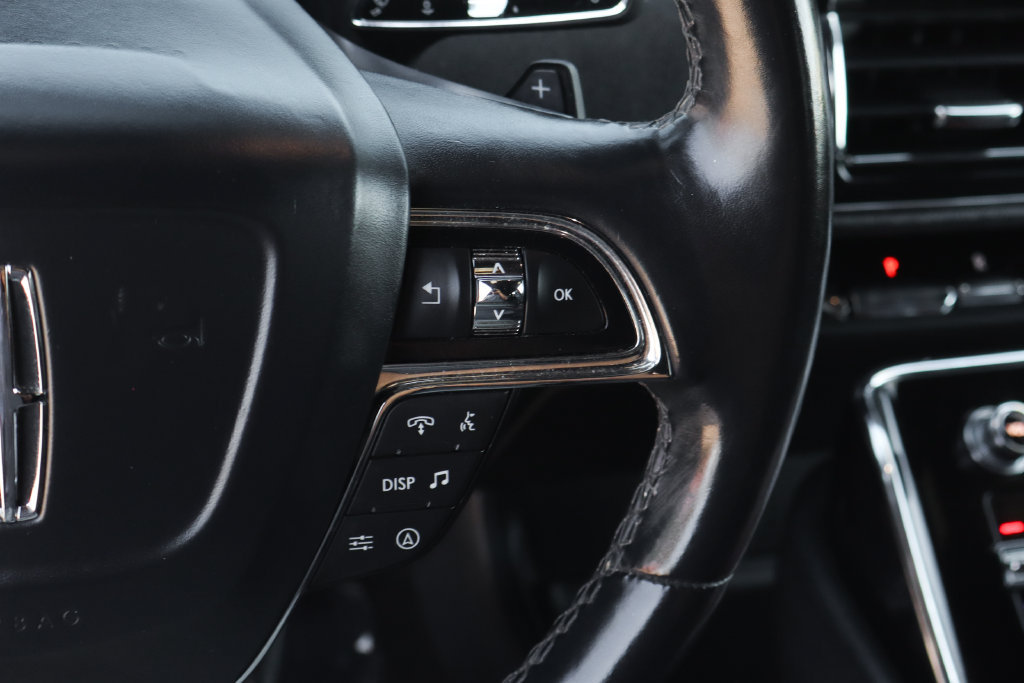Used 2022 Lincoln Navigator L 4WD image 27