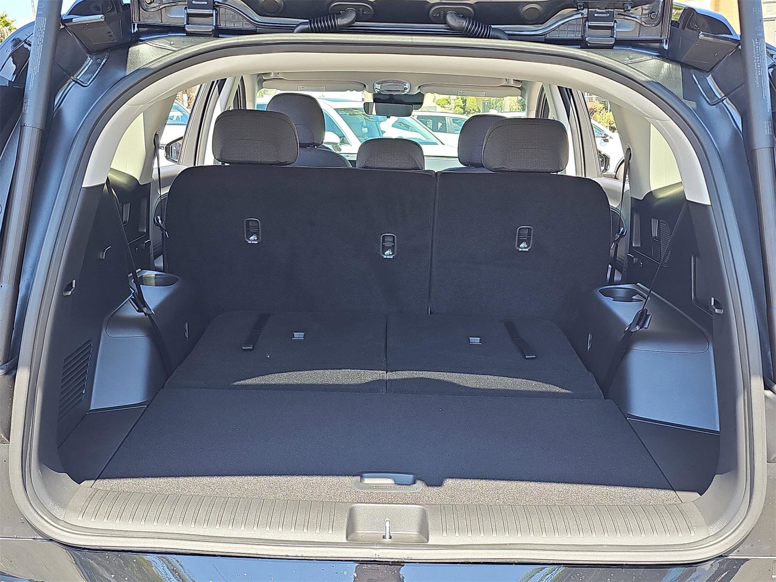 New 2026 Hyundai Ioniq 9 SE image 14