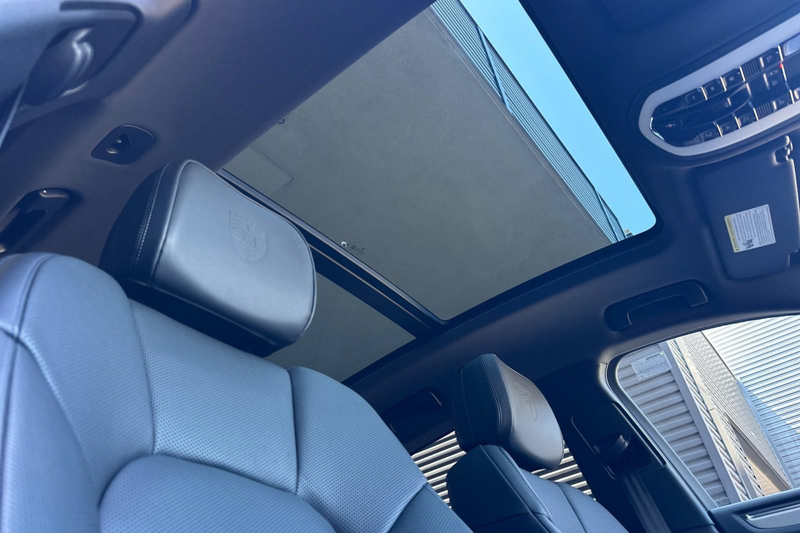 New 2026 Porsche Macan AWD/4WD image 19