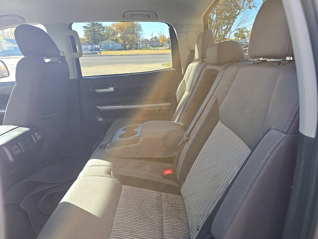 Used 2016 Toyota Tundra SR5 w/ SR5 Upgrade Package image 14