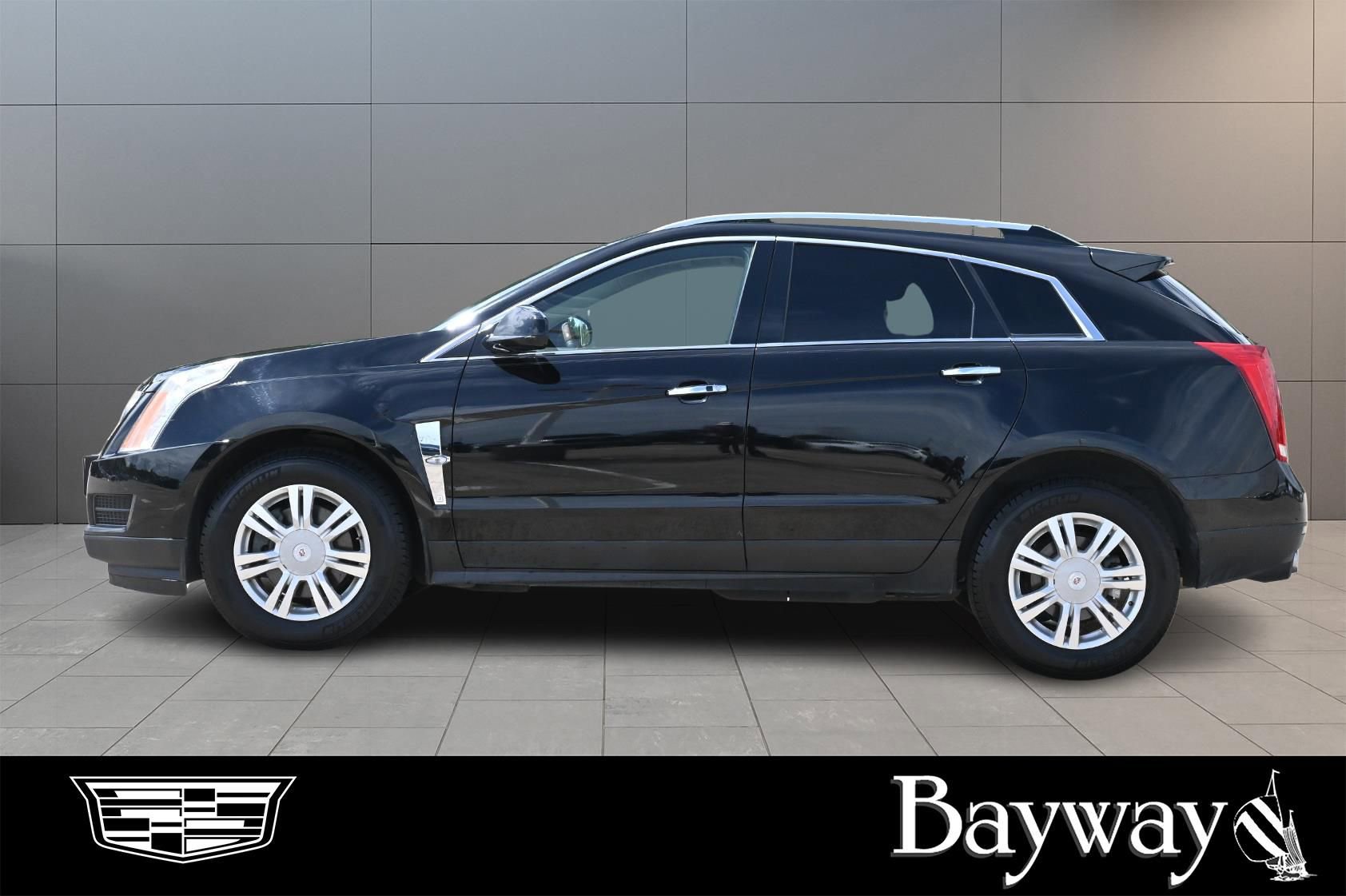 Used 2011 Cadillac SRX Luxury FWD image 4