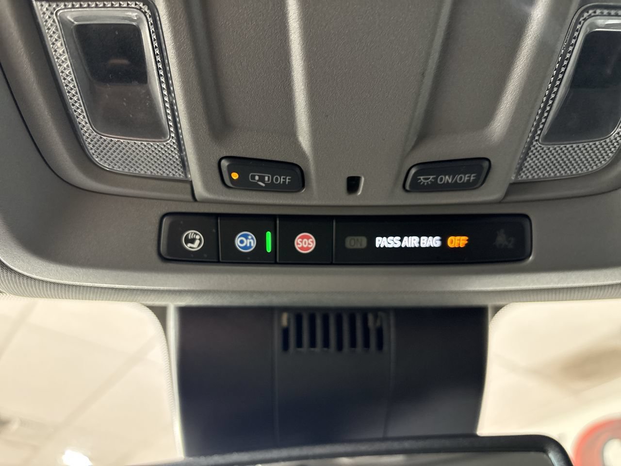 Used 2024 Chevrolet Silverado 2500 Custom w/ Custom Value Package RWD image 16