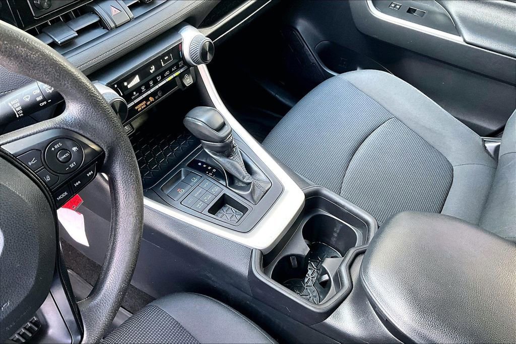 Certified 2019 Toyota RAV4 LE w/ All Weather Liner Package AWD/4WD image 18