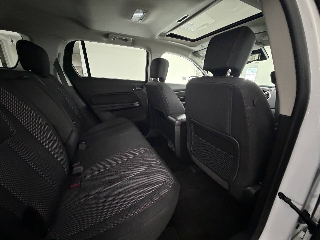 Used 2017 GMC Terrain SLE w/ Convenience Package AWD/4WD image 19