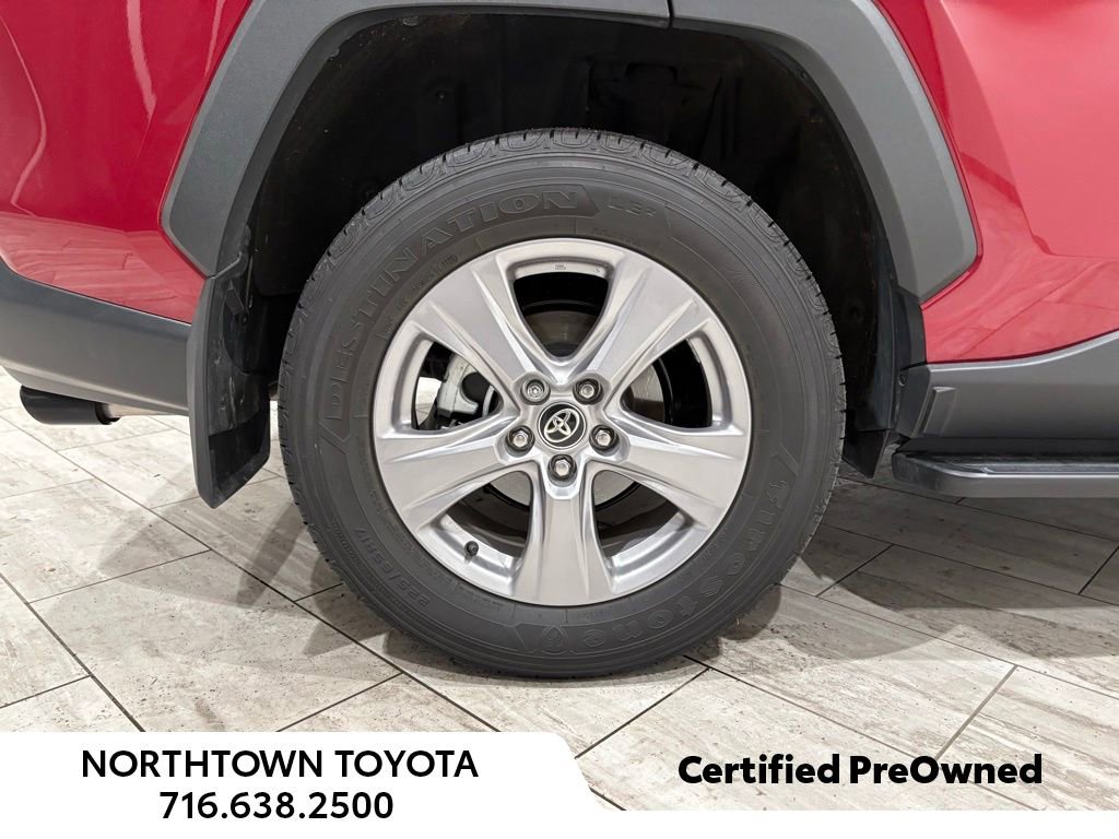 Used 2025 Toyota RAV4 XLE w/ Convenience Package image 38
