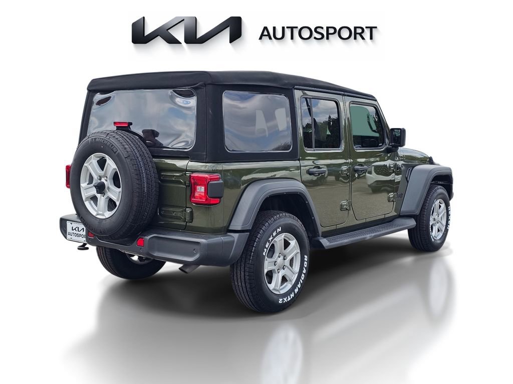 Used 2023 Jeep Wrangler Sport S image 9