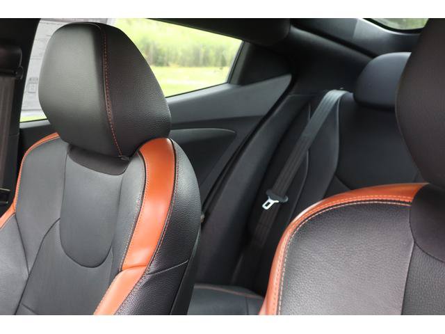 Used 2016 Hyundai Veloster Turbo FWD image 8