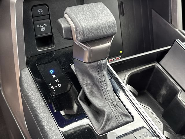 Used 2025 Toyota Sequoia Limited AWD/4WD image 17