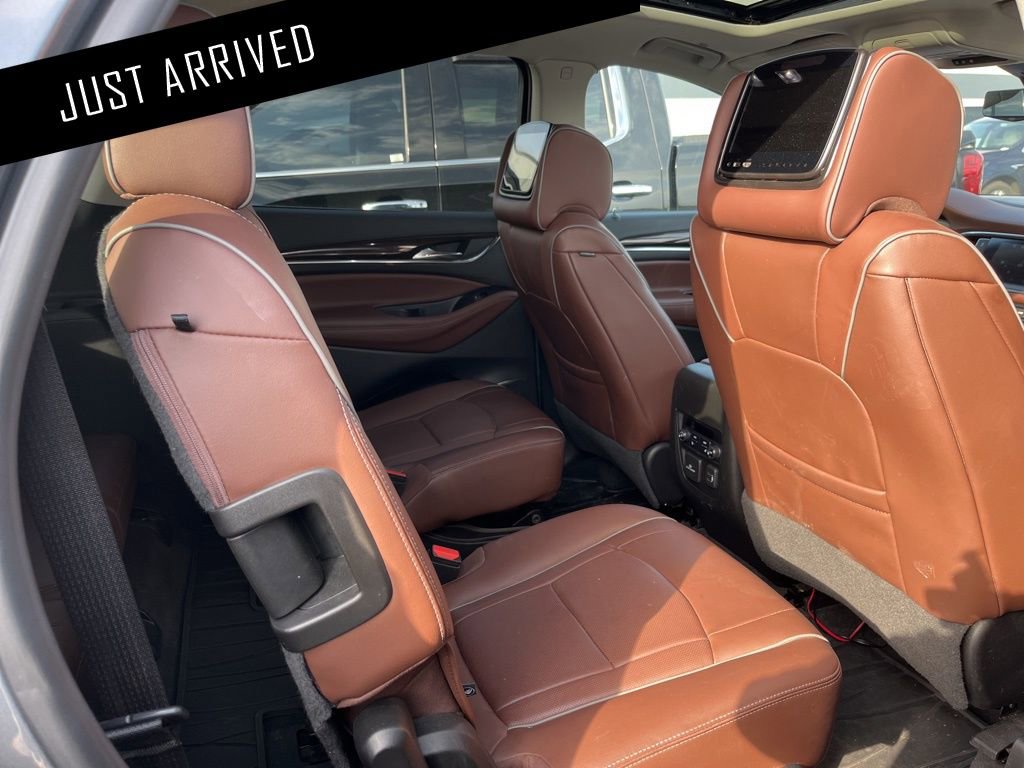 Used 2019 Buick Enclave Avenir w/ Avenir Technology Package image 3