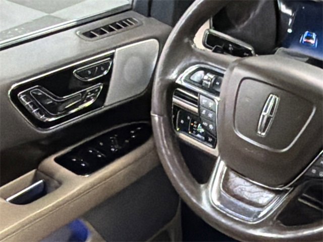 Used 2022 Lincoln Navigator L Reserve image 24