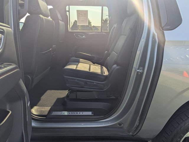 Used 2023 Chevrolet Suburban RST w/ Luxury Package AWD/4WD image 24