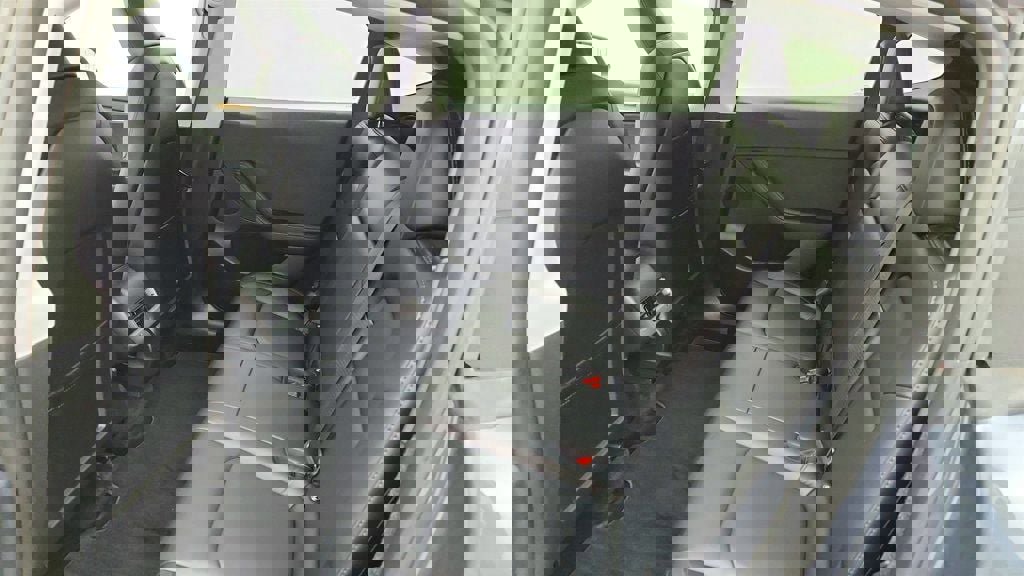 Used 2023 Tesla Model Y Long Range image 27