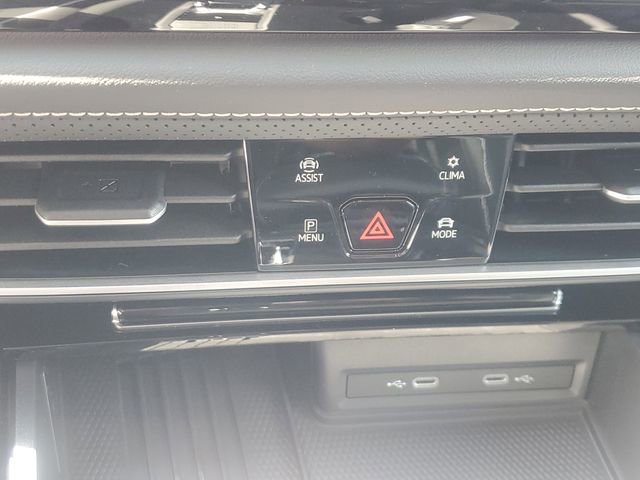 New 2026 Volkswagen Atlas SEL Premium R-Line image 30